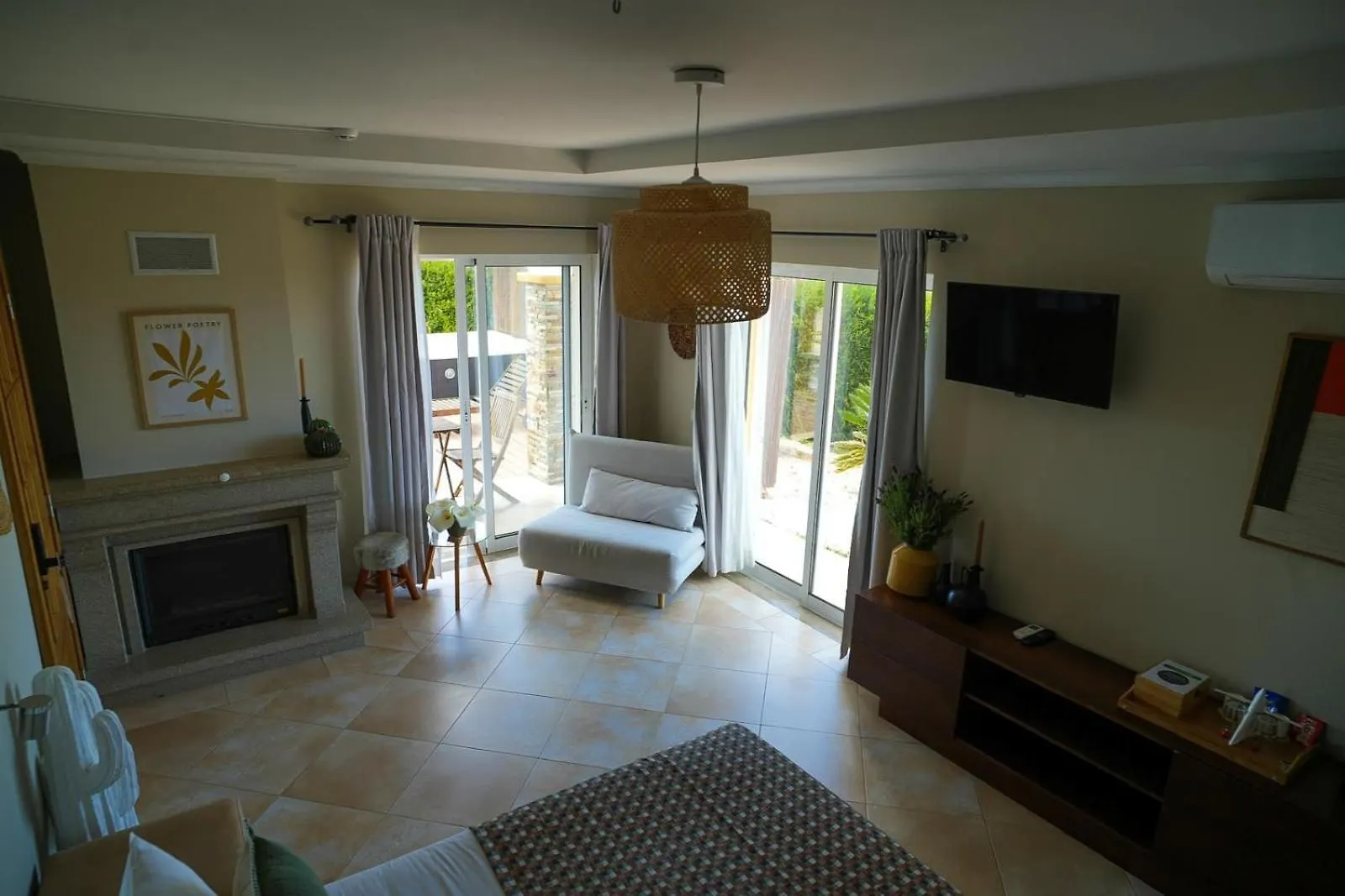 Arrifana Destination Suites 알제주르 3*,  포르투갈