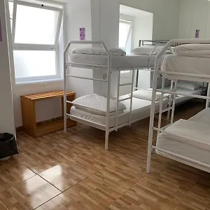 Riverside Place apartament Hostal