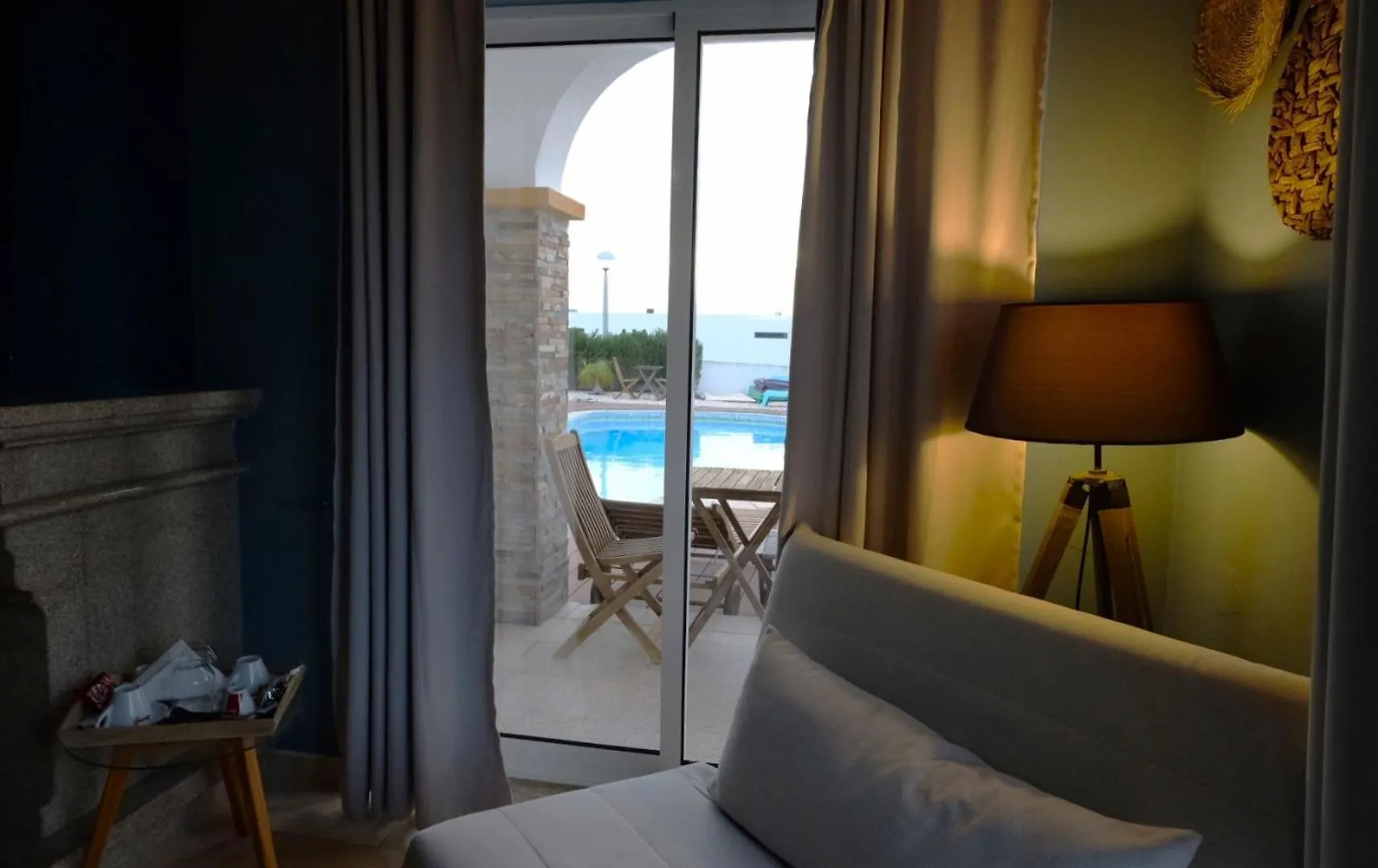 ألخيزور Arrifana Destination Suites فندق مبيت وإفطار