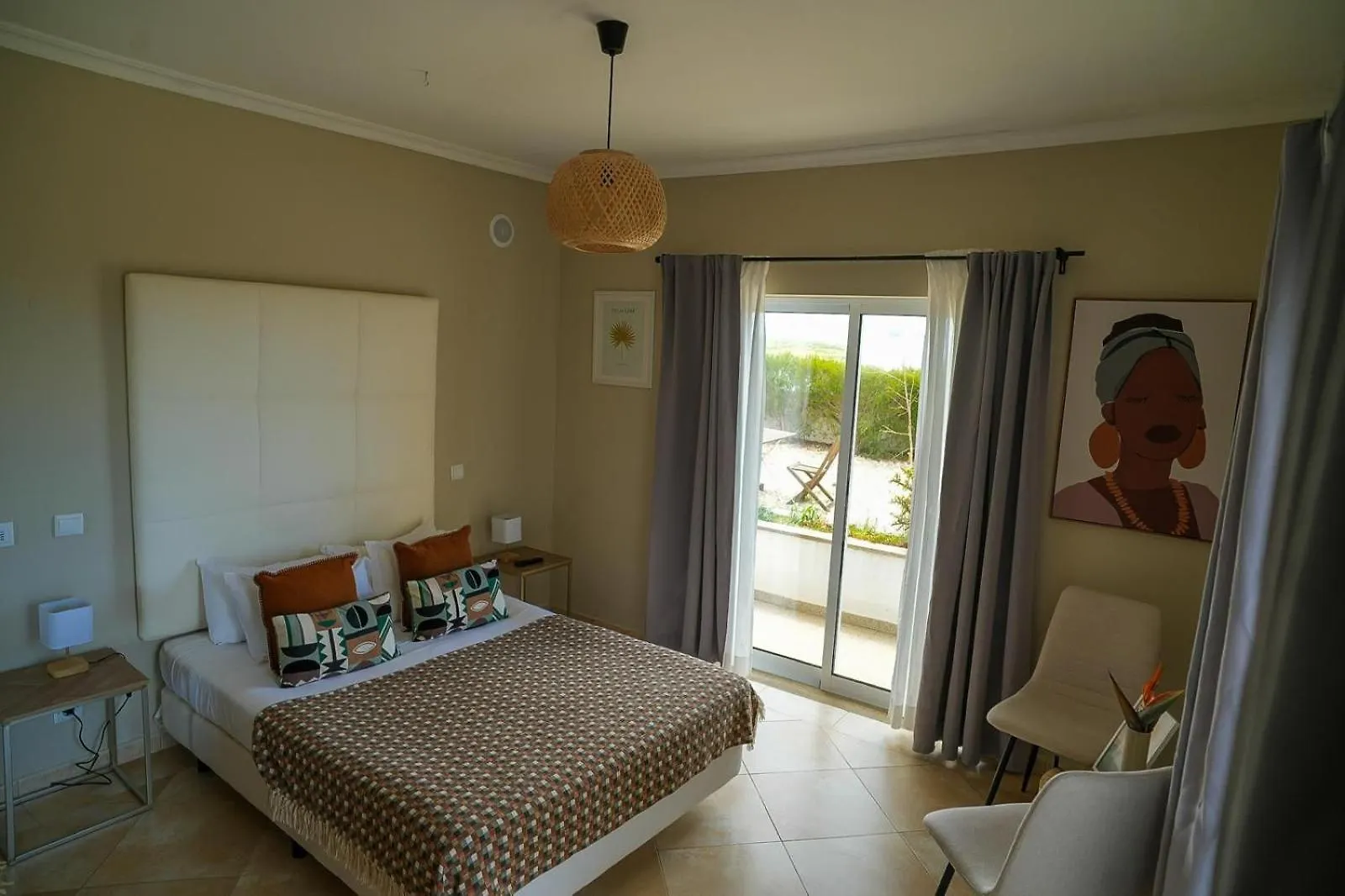 Arrifana Destination Suites Aljezur Bed & Breakfast